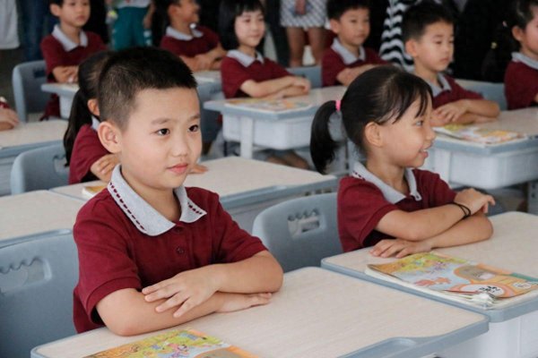 闻道资本 小学教育畸形失控，家长孩子苦不堪言！这个锅到底谁来背？