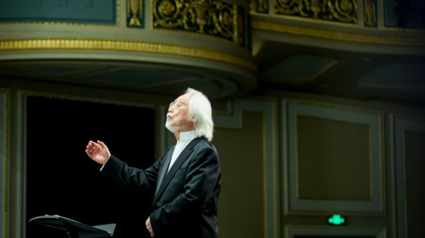 宏发证券 从自学成才到巴赫权威，铃木雅明携日本巴赫古乐团中国首演